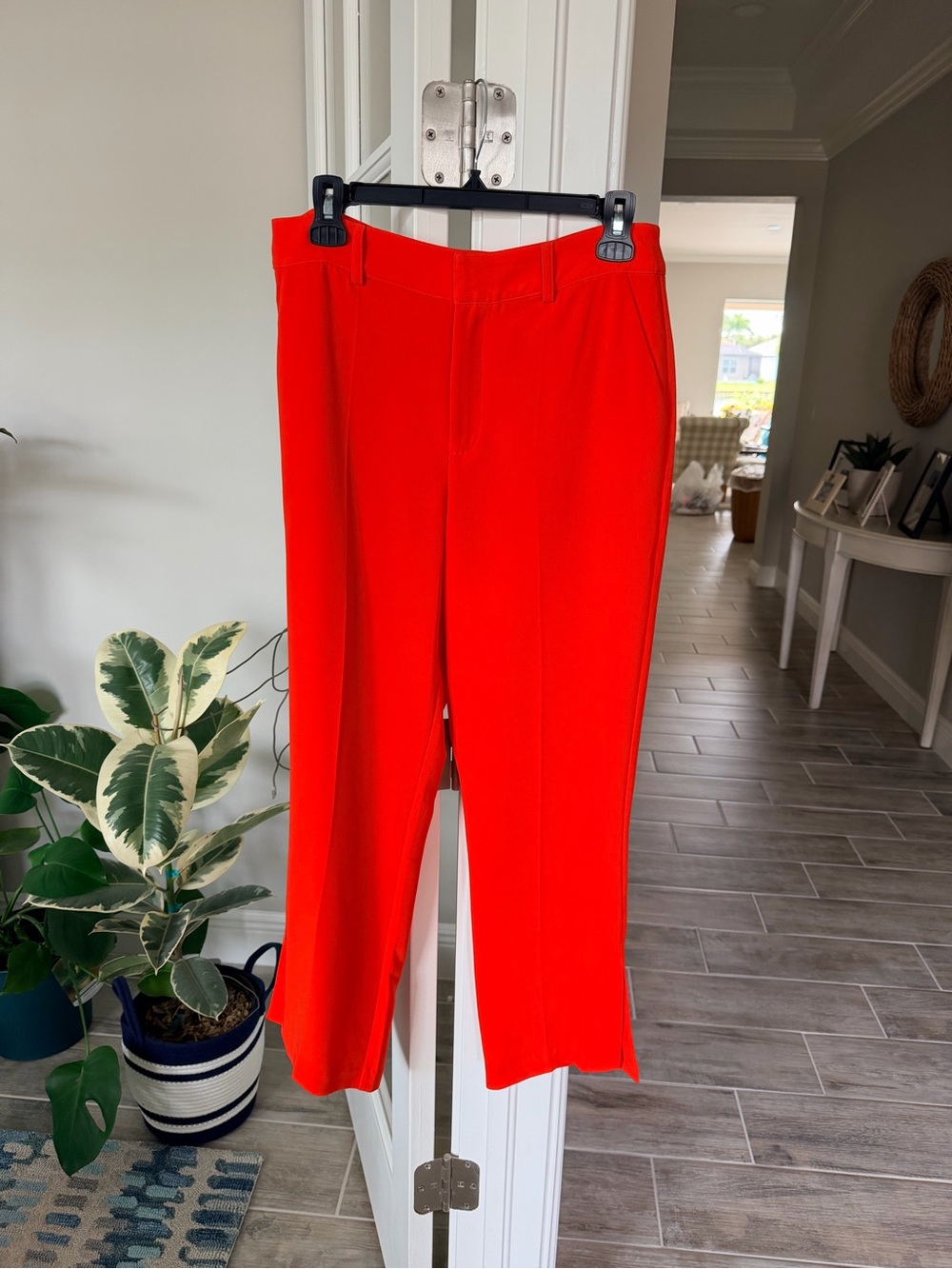 Cinq a Sept Women’s Bright Red Tailored Zip Front Pants